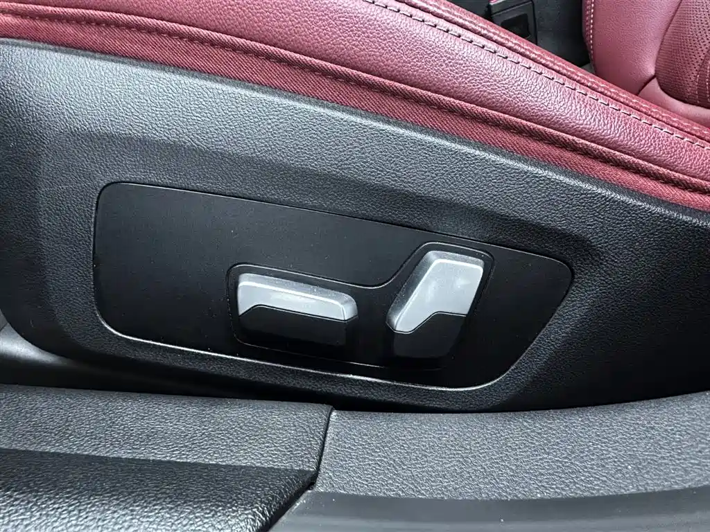BMW 3 Series 2023 320Li M Sport Package фото 20