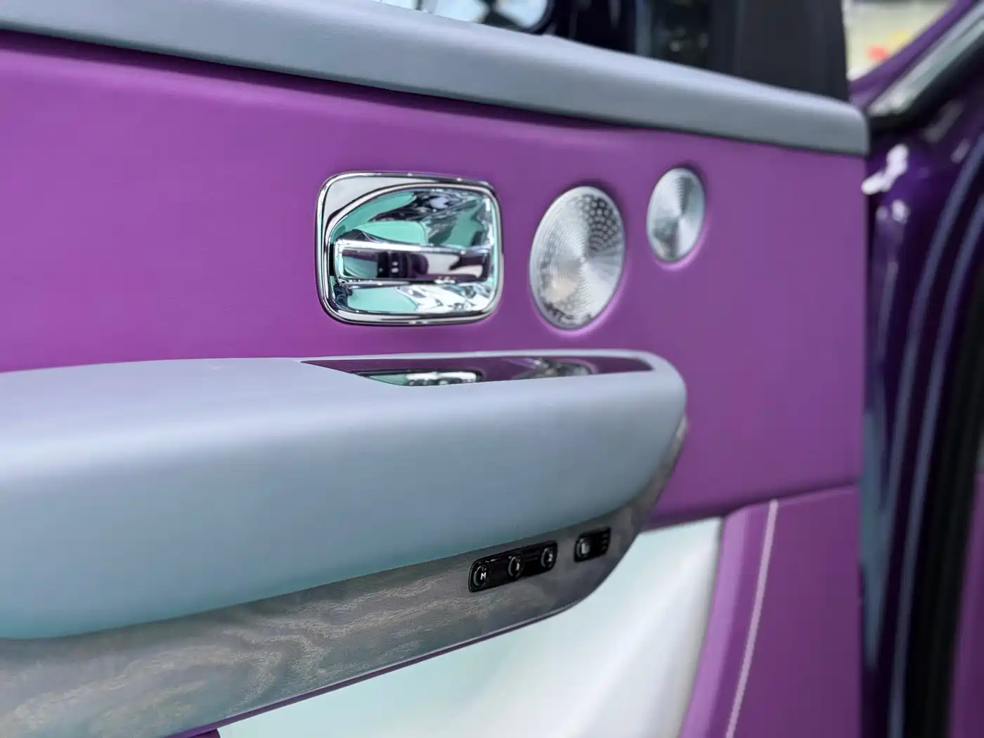 Rolls-Royce Cullinan 2024 4-Seater фото 24