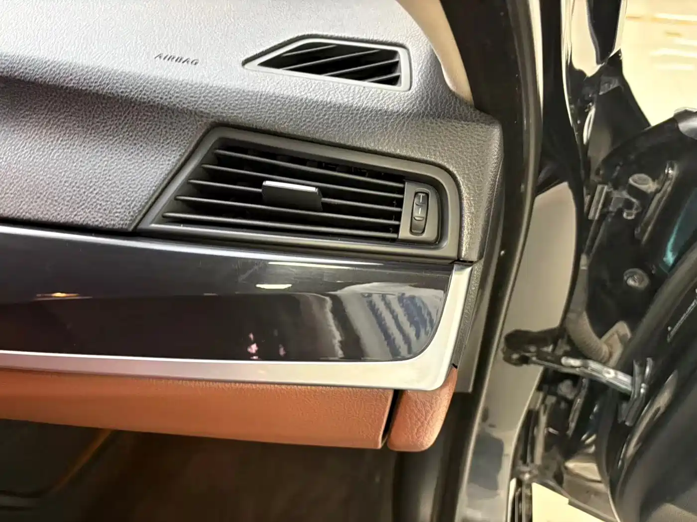 BMW 5 Series 2014 520Li Elegance фото 27