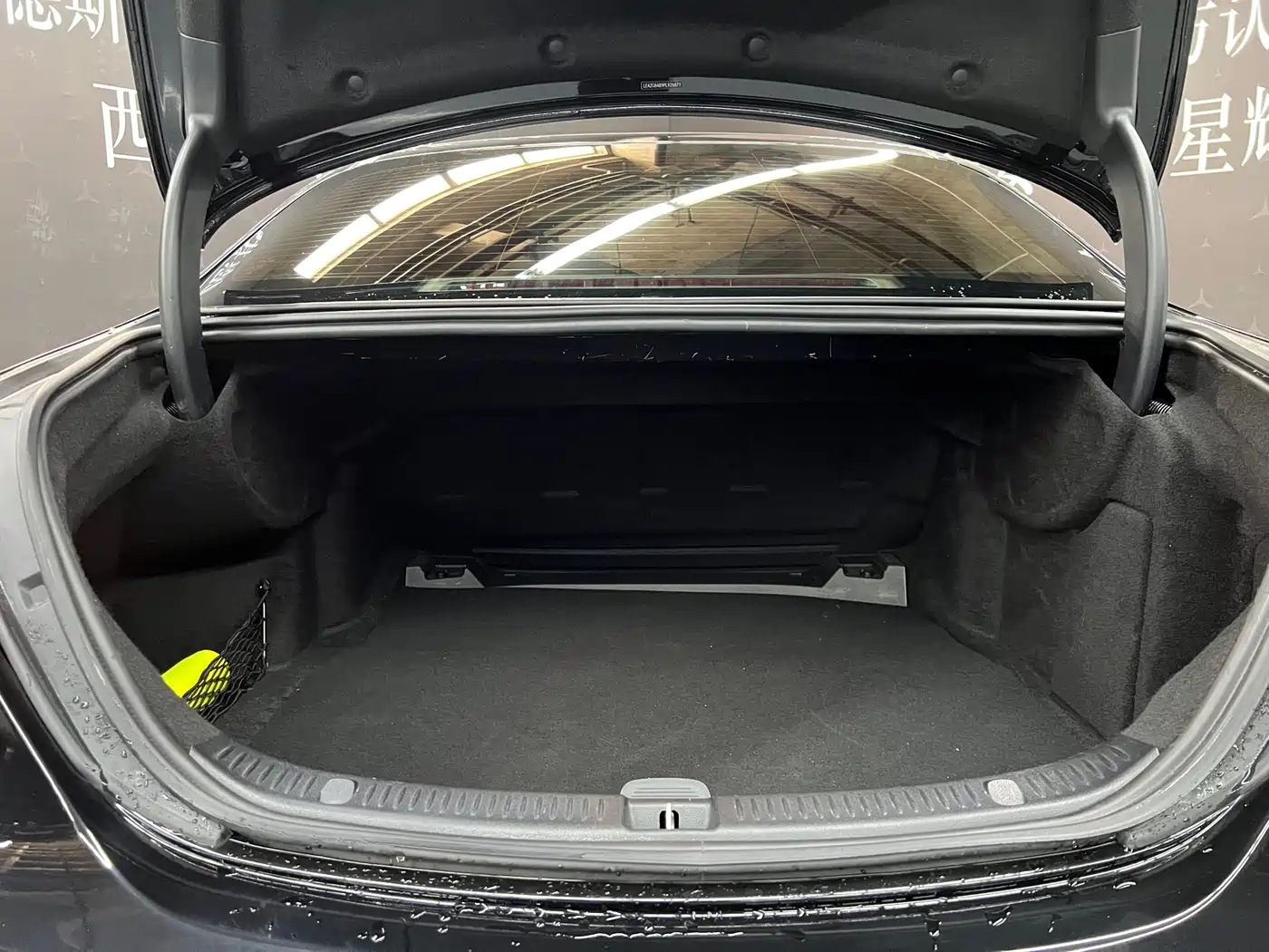 Mercedes-Benz E-Class 2023 E 260 L фото 10