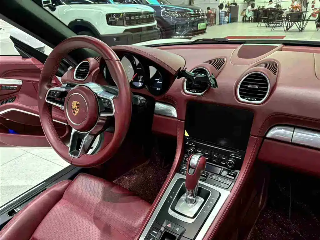 Porsche 718 2018 Boxster 2.0T фото 17