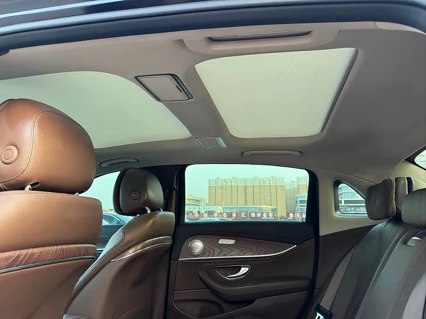 Mercedes-Benz E-Class 2021 E 300 L Fashion фото 12