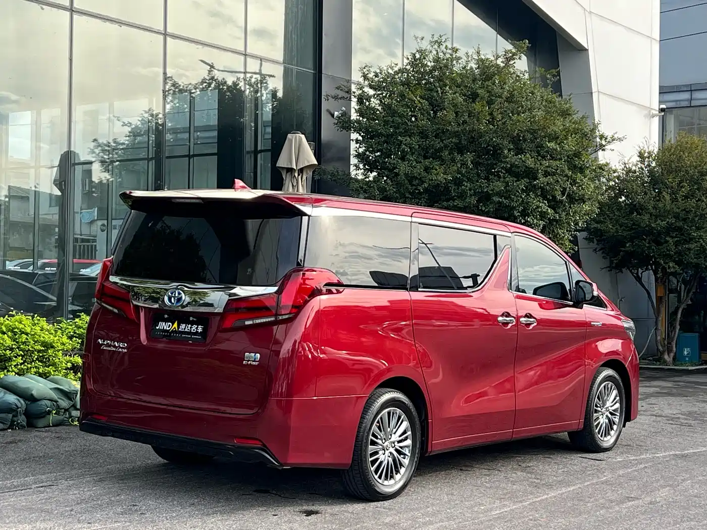 Toyota Alphard 2020 Hybrid 2.5L Premium Edition фото 9