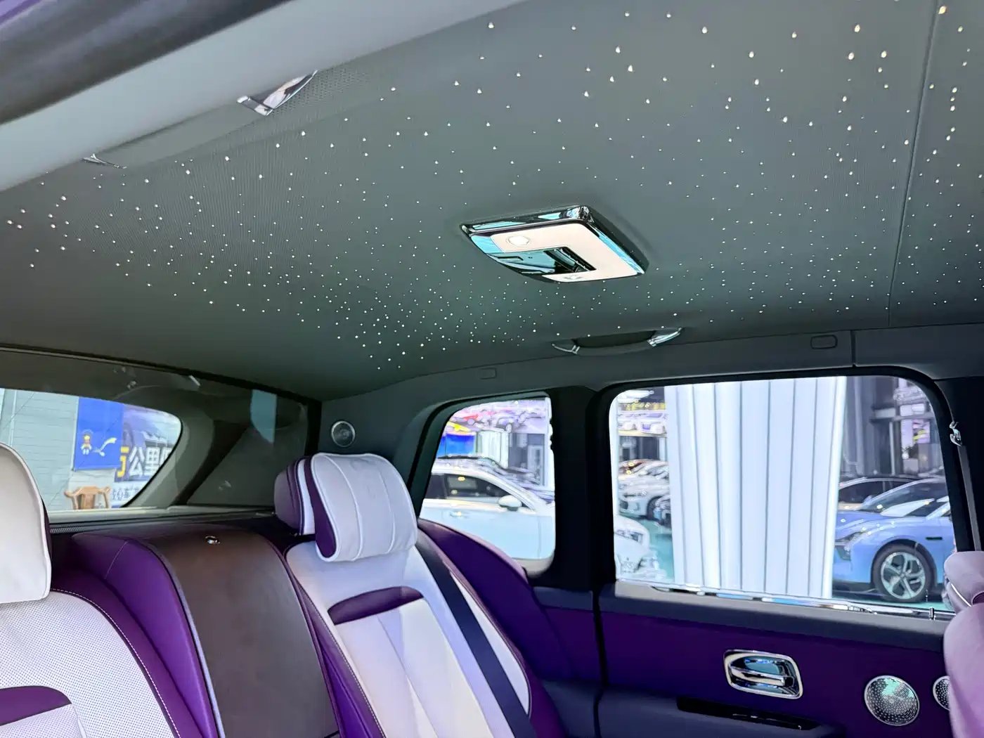 Rolls-Royce Cullinan 2024 4-Seater фото 12