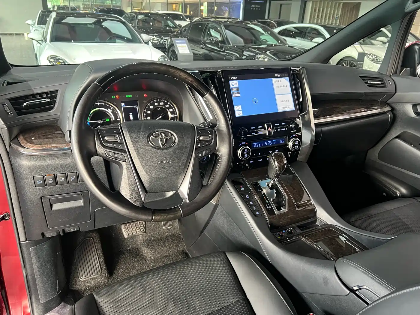 Toyota Alphard 2020 Hybrid 2.5L Premium Edition фото 7