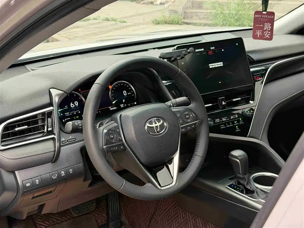 Toyota Camry 2021 2.5S Feng Shang Edition фото 12