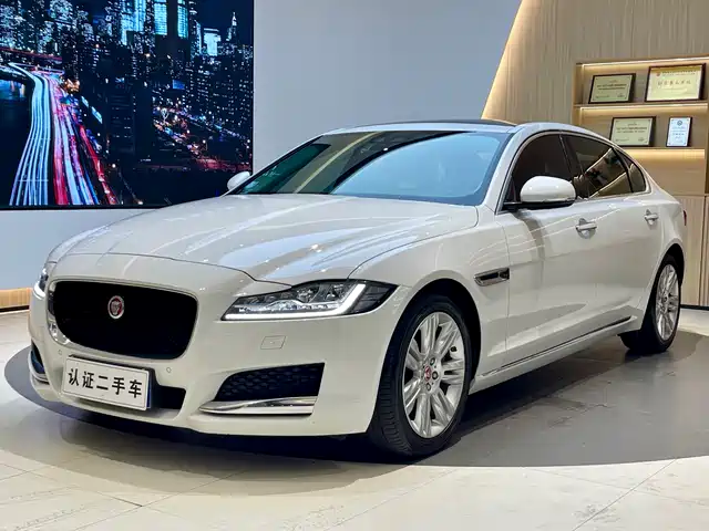 JAGUAR XFL