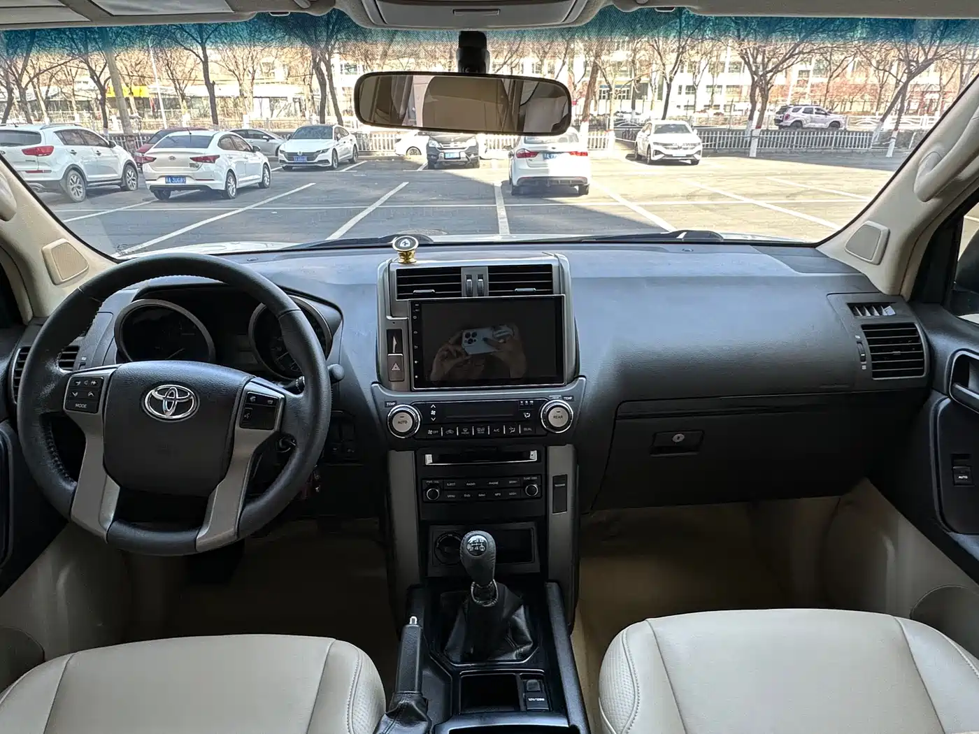 Toyota Prado (Import) 2010 2.7L Manual фото 6