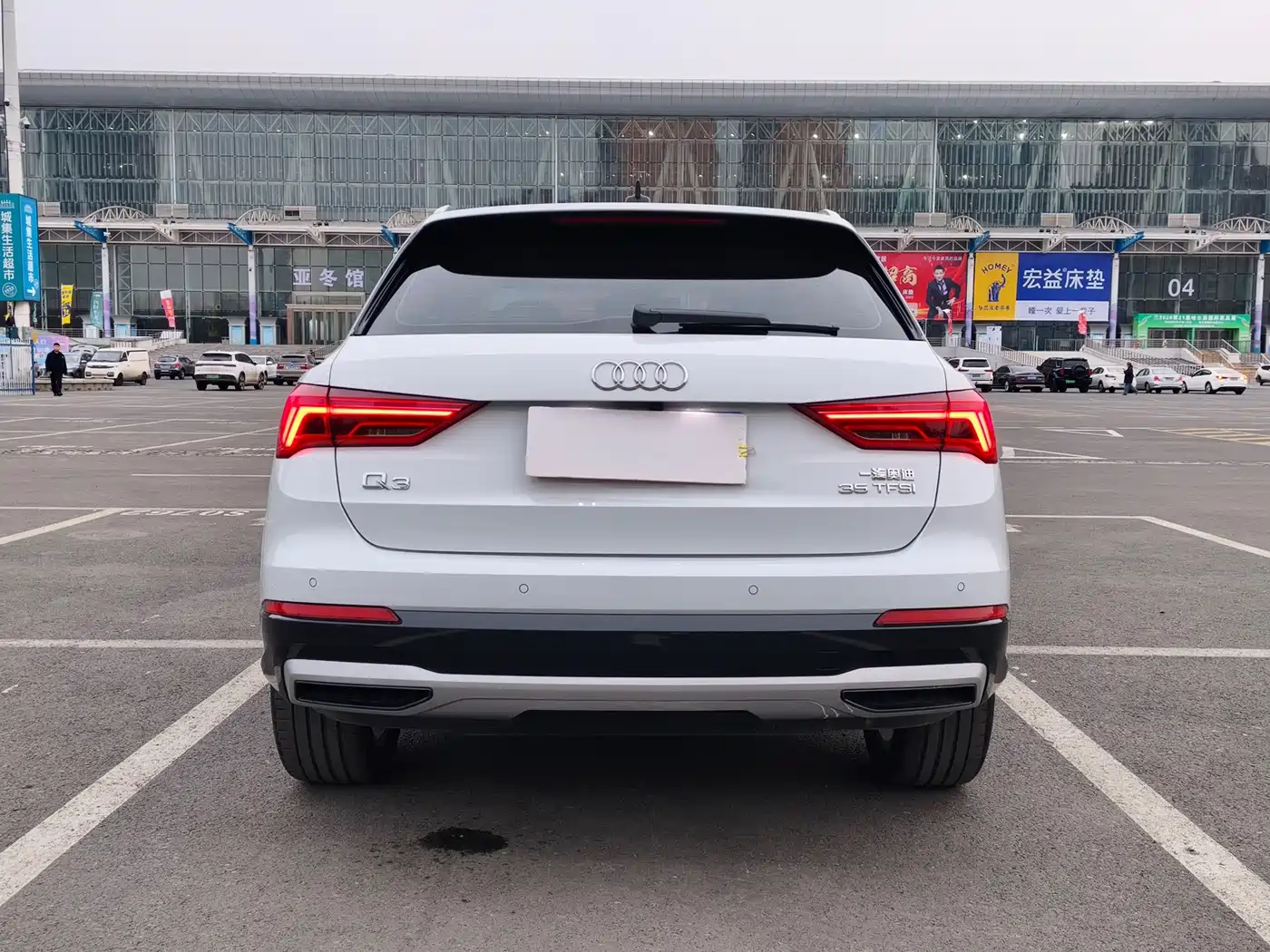 AUDI Q3