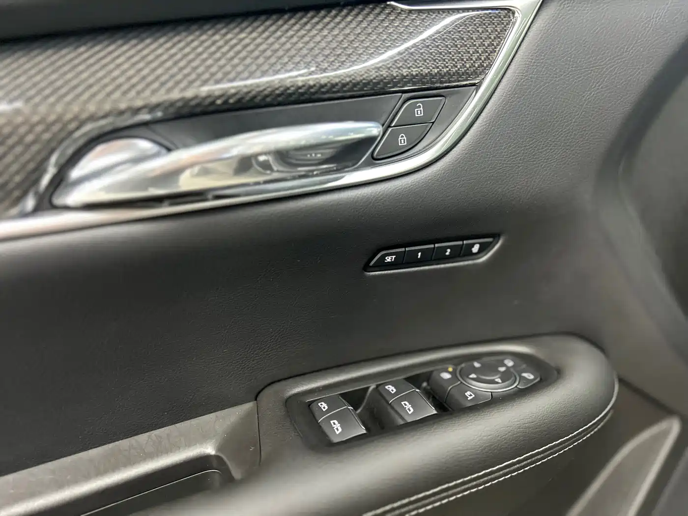 Cadillac XT5 2022 2.0T AWD Luxury (Hummingbird Edition) фото 12