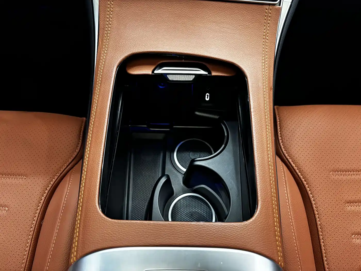 Mercedes-Benz GLC 2025 Facelift GLC 300 L 4MATIC Dynamic 5-seater фото 16