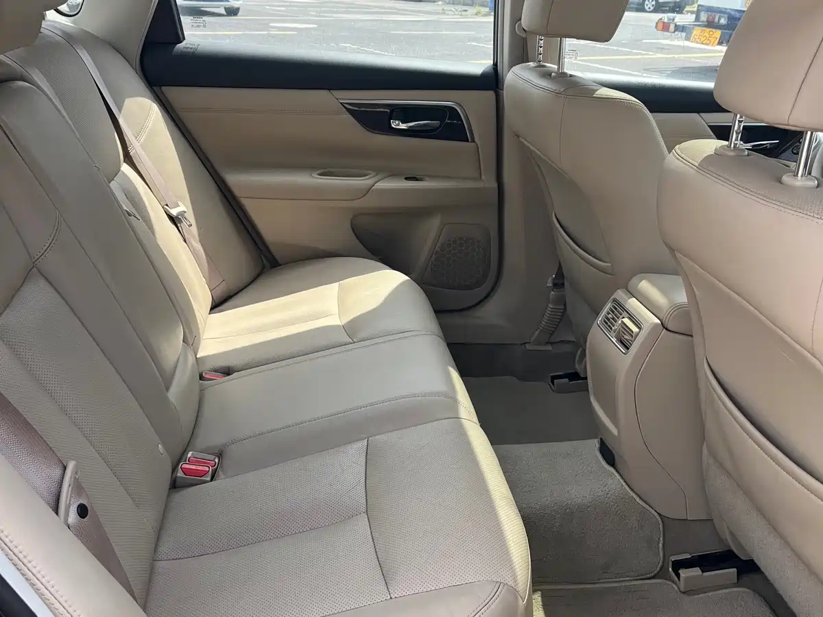 Photo 14 - Nissan Teana