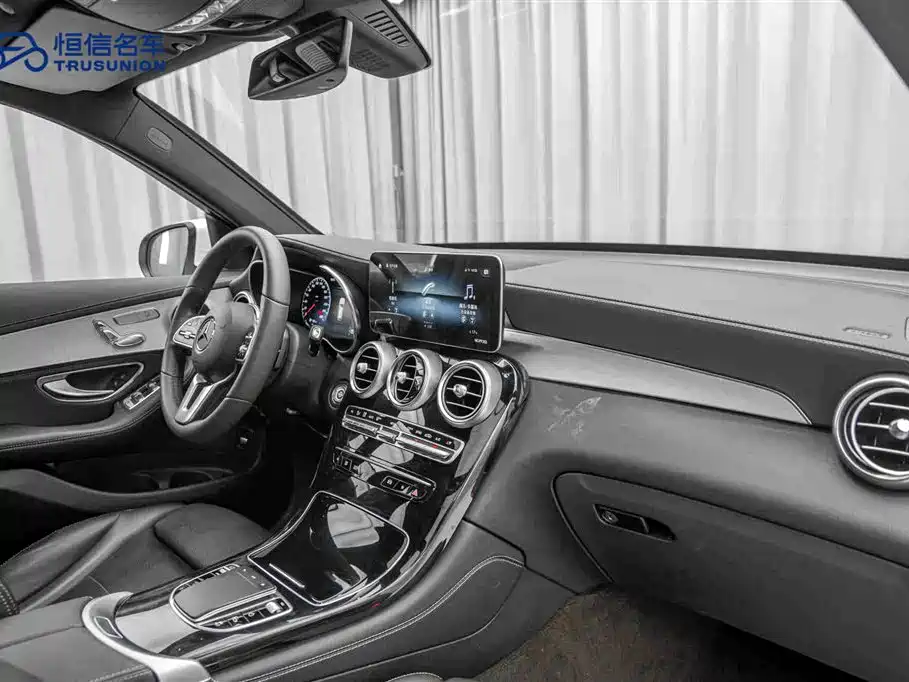 Mercedes-Benz GLC 2020 Facelift GLC 260 L 4MATIC Dynamic фото 14