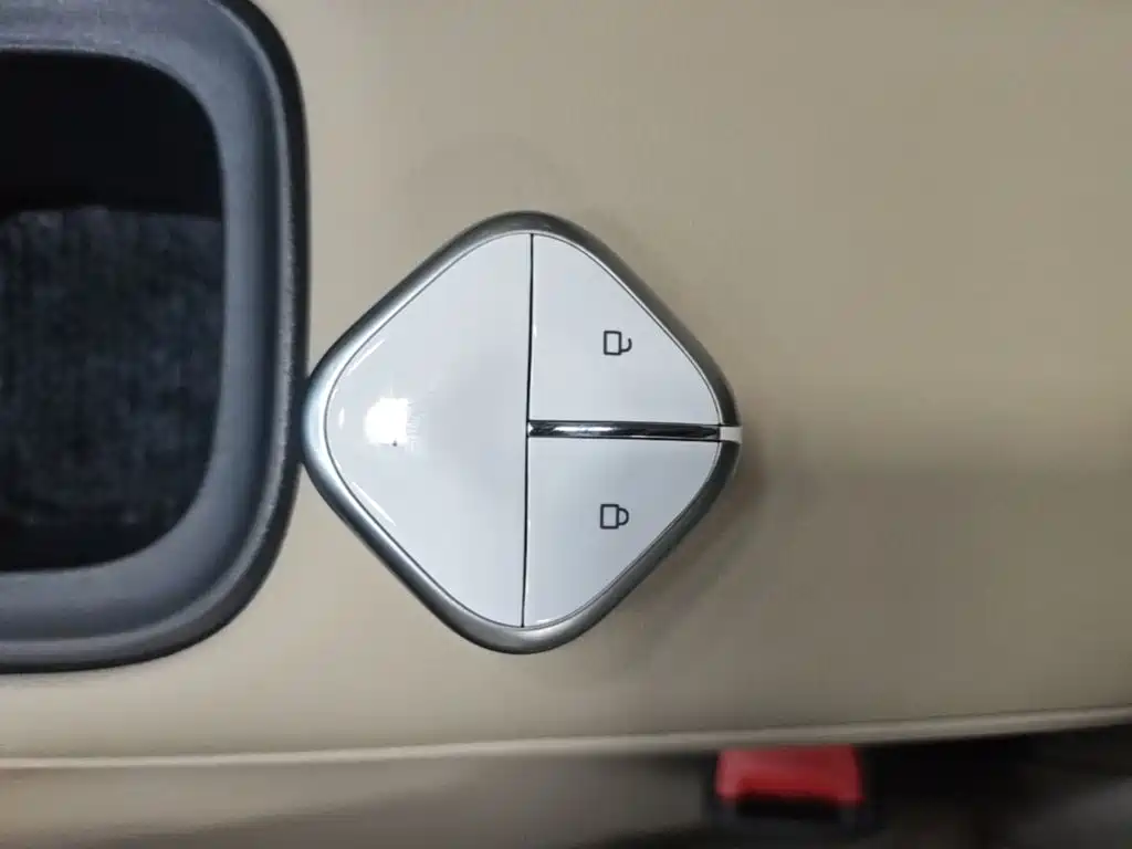 Wuling Motors Wuling Binguo PLUS 2024 2024 Model 330km 5-Seater