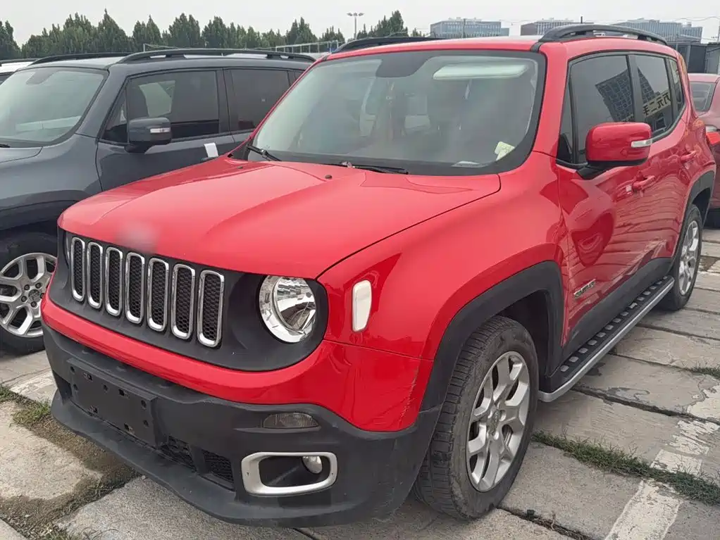 Photo 1 - Jeep Renegade