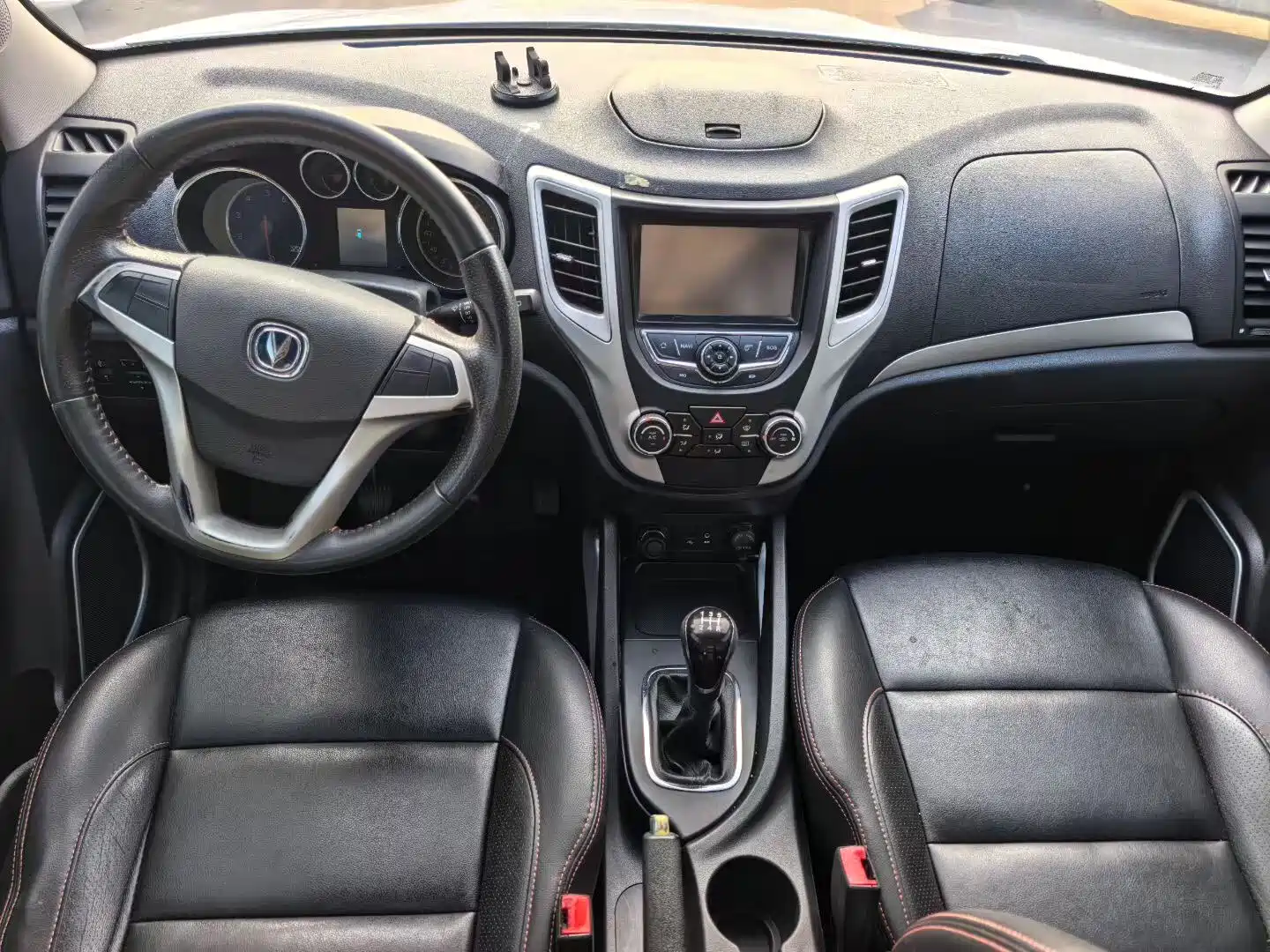 Фото 7 - Changan CS35