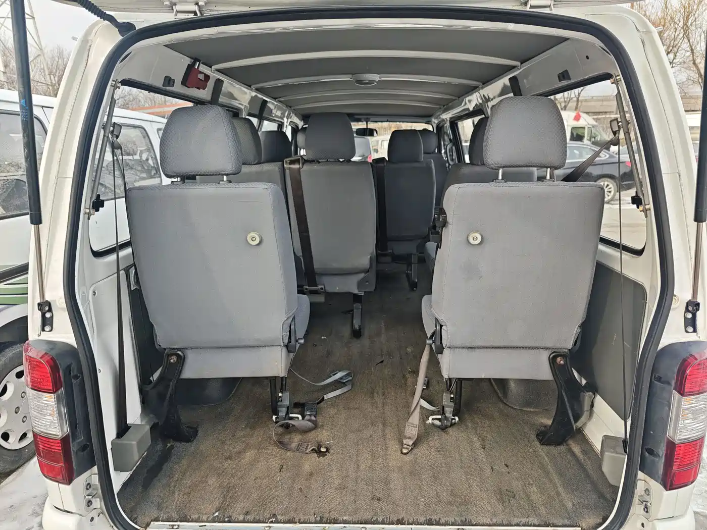 Jinbei Haise 2019 2018 Model 2.0L 5th Gen Express King Luxury Standard Roof 10-seater 4G19
