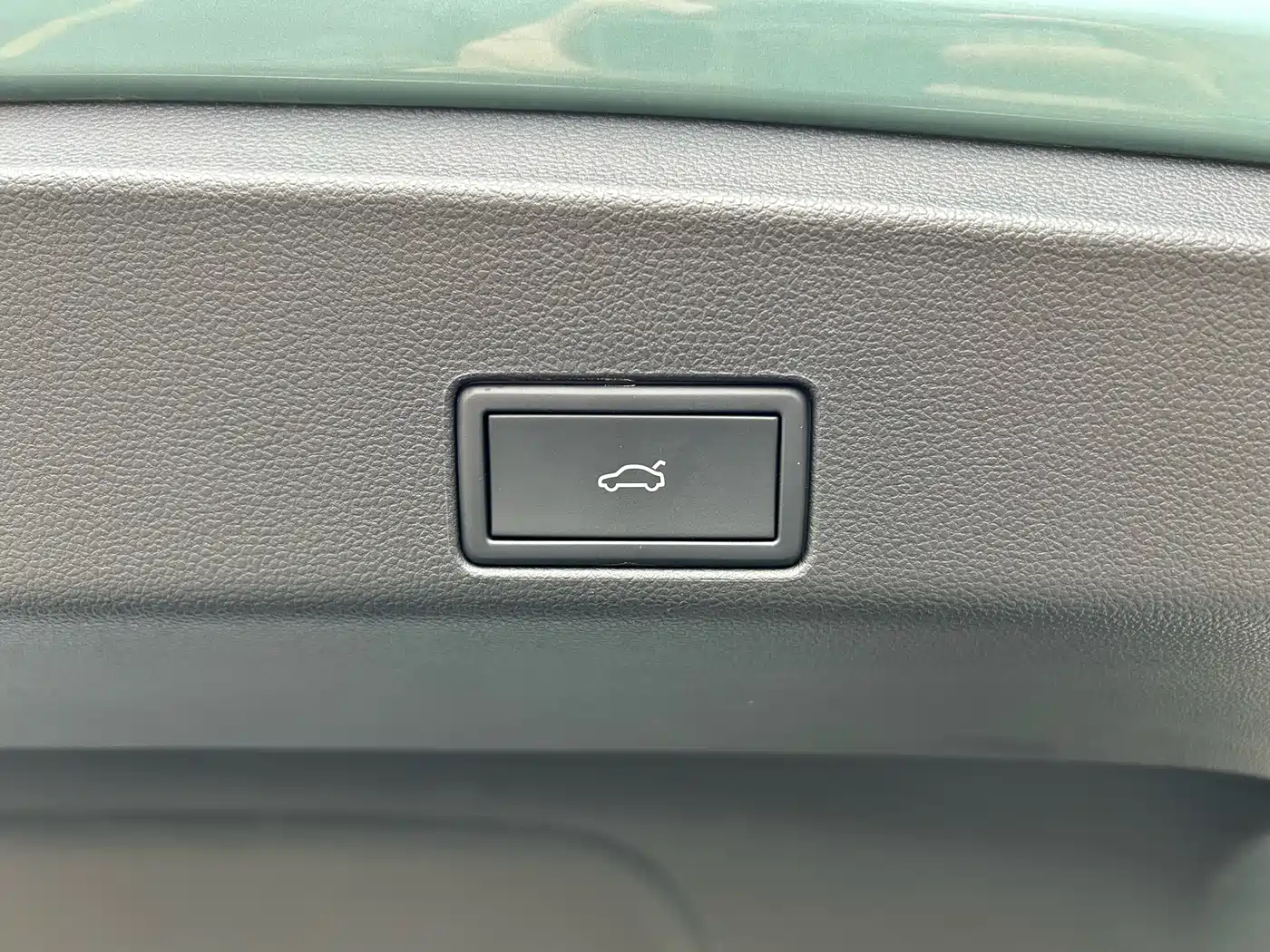 Volkswagen Passat 2025 Model Pro 380TSI Starlight Dragon Premium Edition фото 13