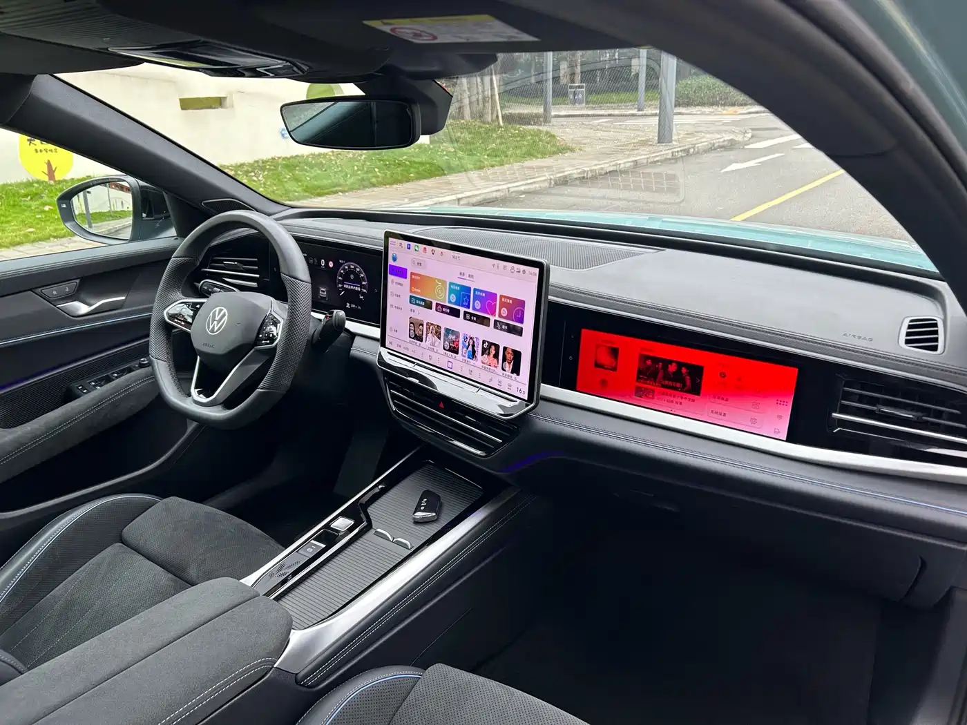 Volkswagen Passat 2025 Model Pro 380TSI Starlight Dragon Premium Edition фото 21