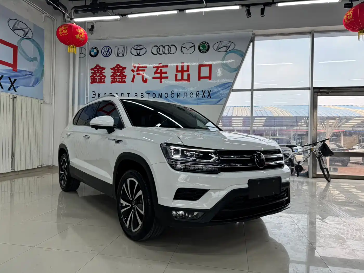 Volkswagen Tharu 2022 280TSI FWD Luxury Edition фото 3