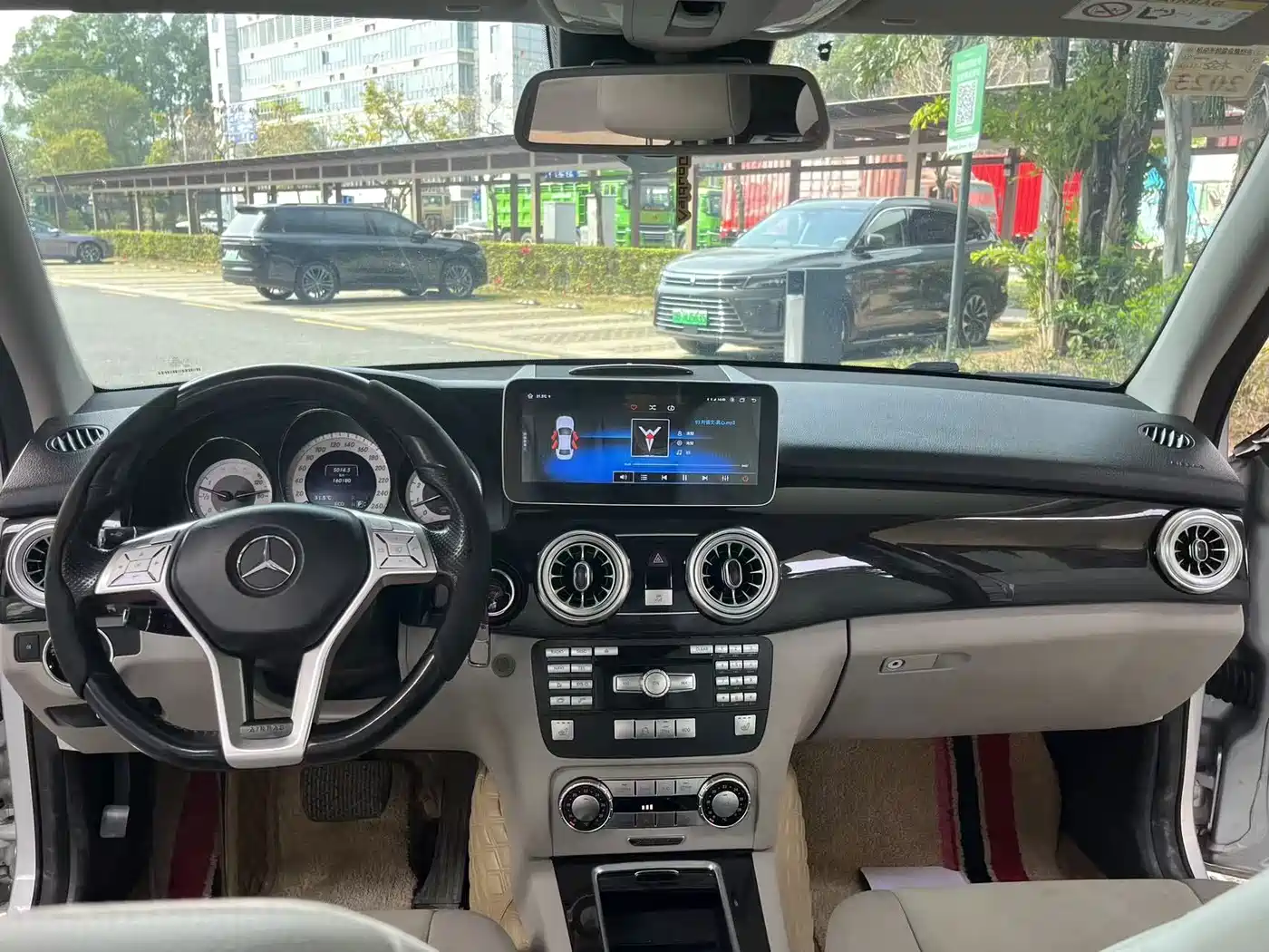 Mercedes-Benz GLK-Class 2015 GLK 260 4MATIC Fashion Ultimate Edition фото 8