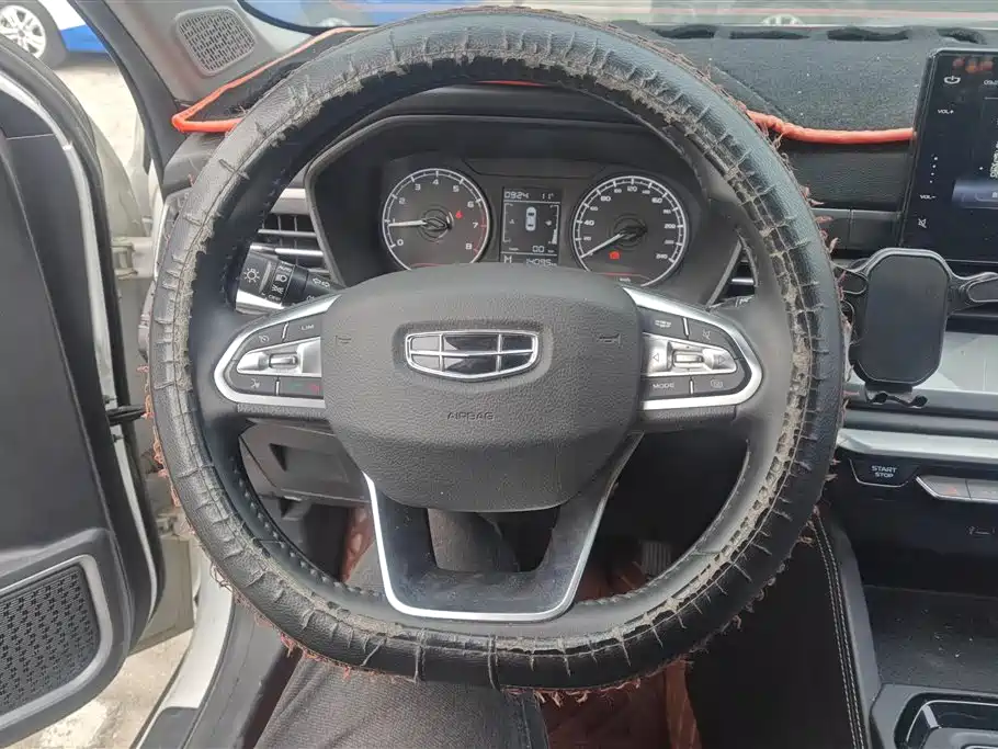 GEELY AUTOMOBILE VISION X6