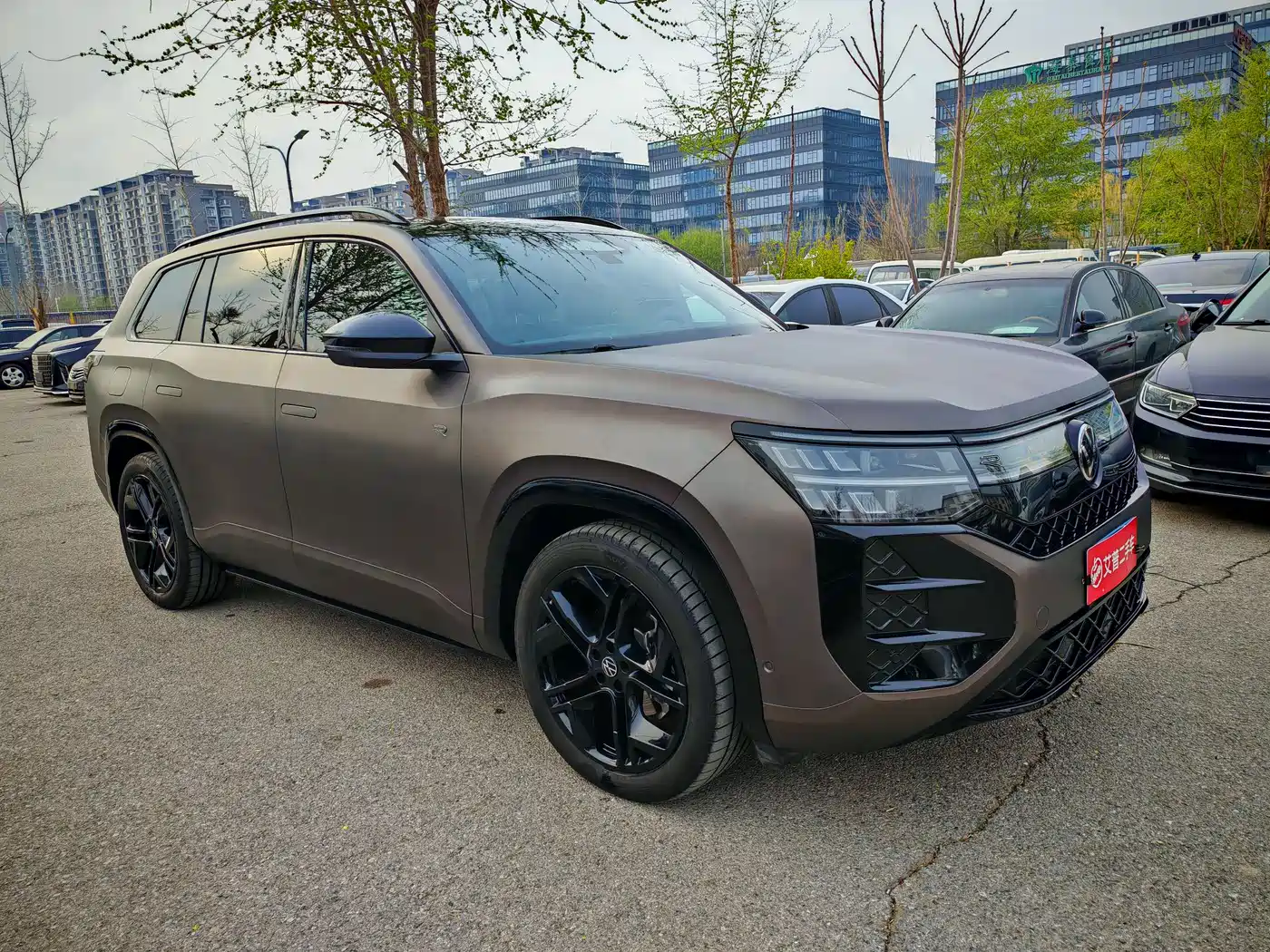 Volkswagen Teramont 2025 Teramont Pro 450TSI 4WD Summit Edition фото 3