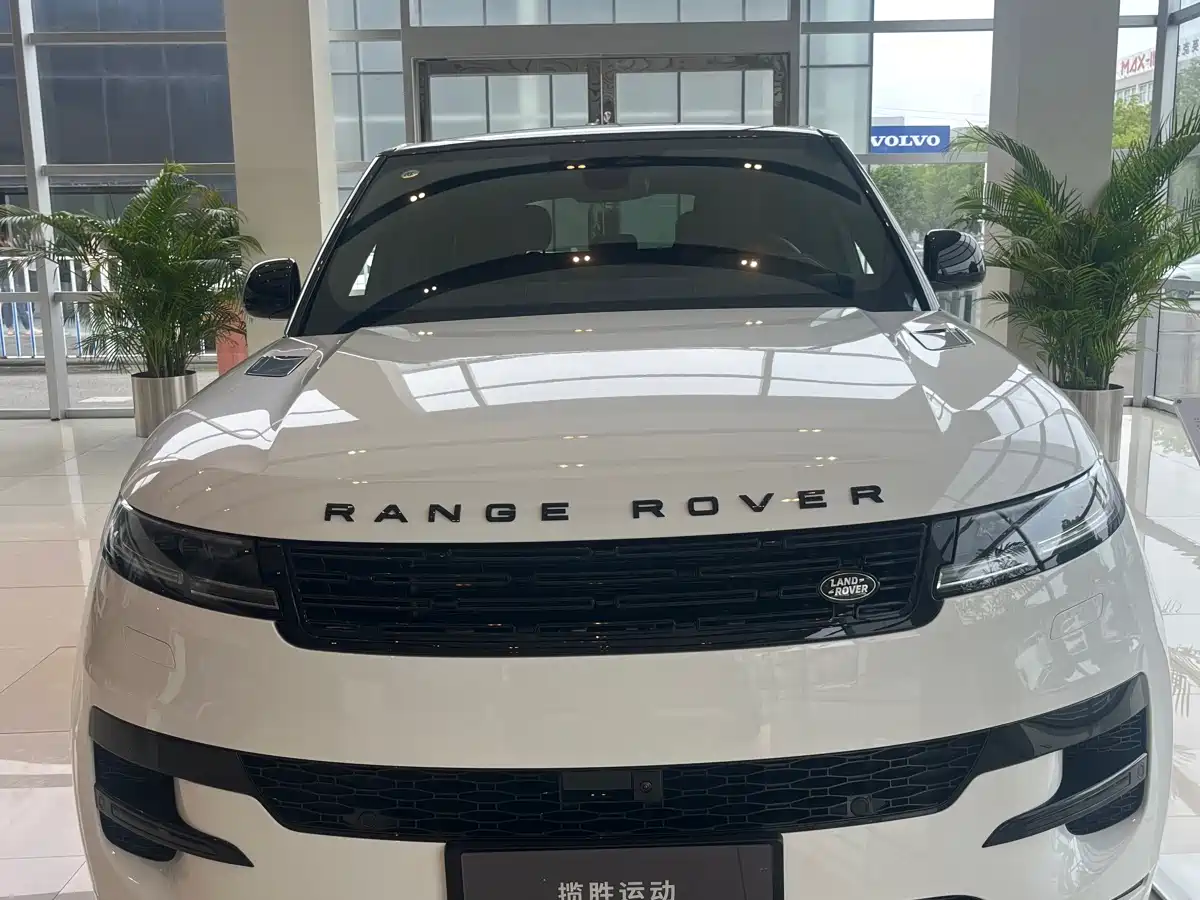 Land Rover Range Rover Sport фото 2