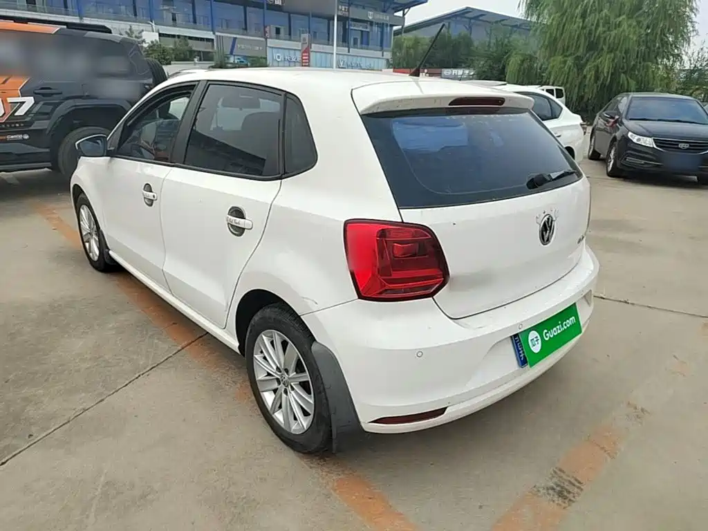 Volkswagen Polo 2015 2014 1.4L Automatic Comfort Edition