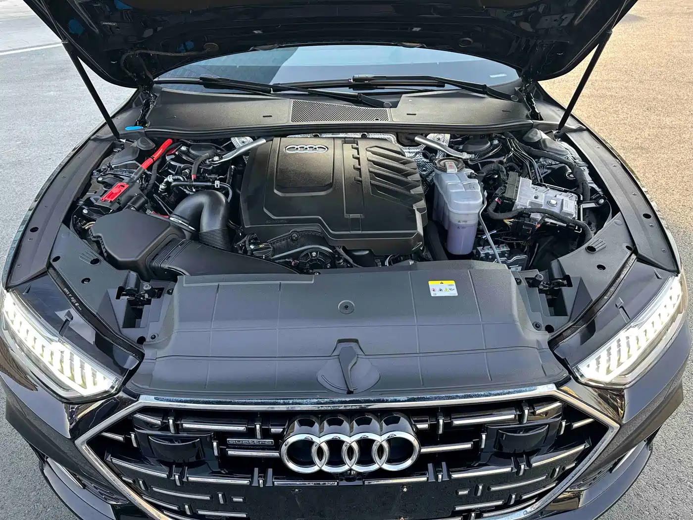 Audi A7L 2025 Model Year 45 TFSI quattro Premium фото 14