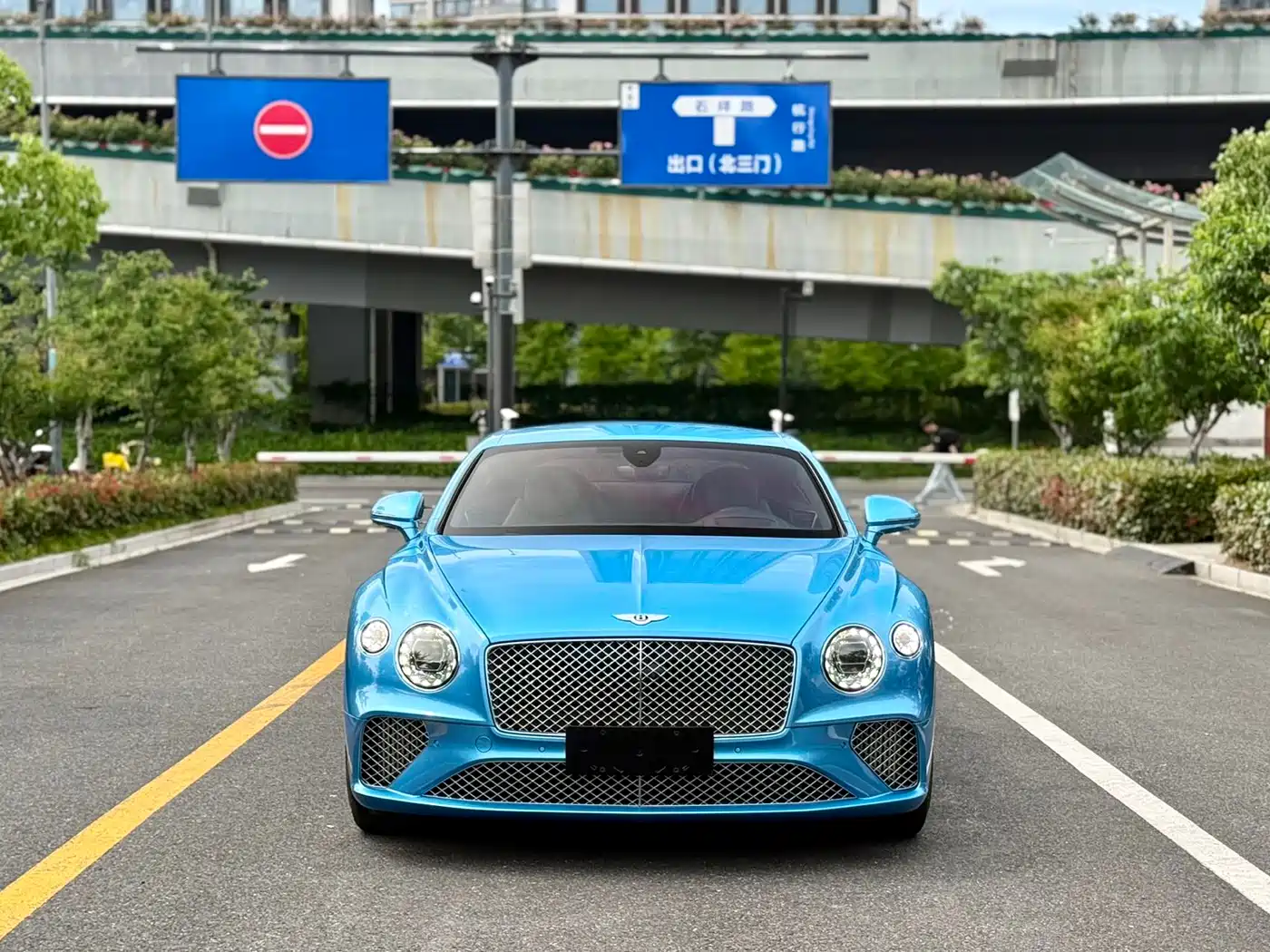 Bentley Continental 2023 2022 4.0T GT V8