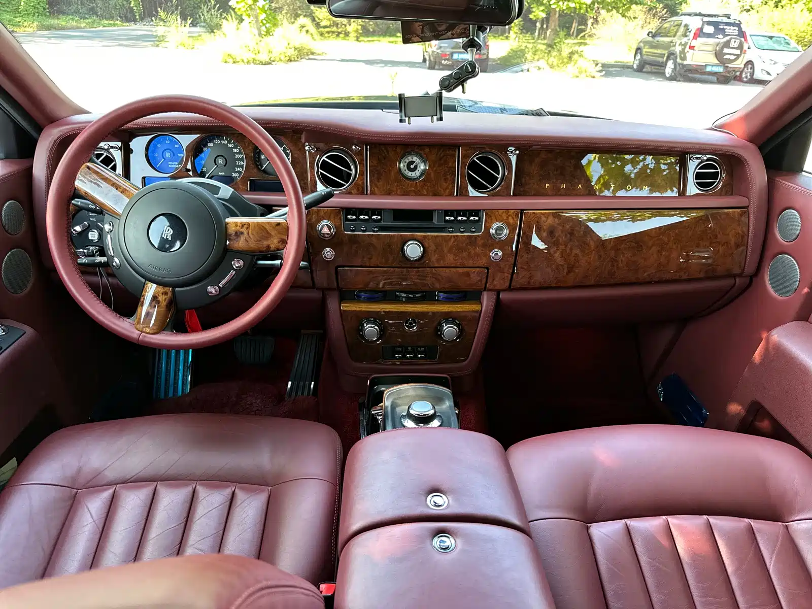Фото 13 - Rolls-Royce Phantom