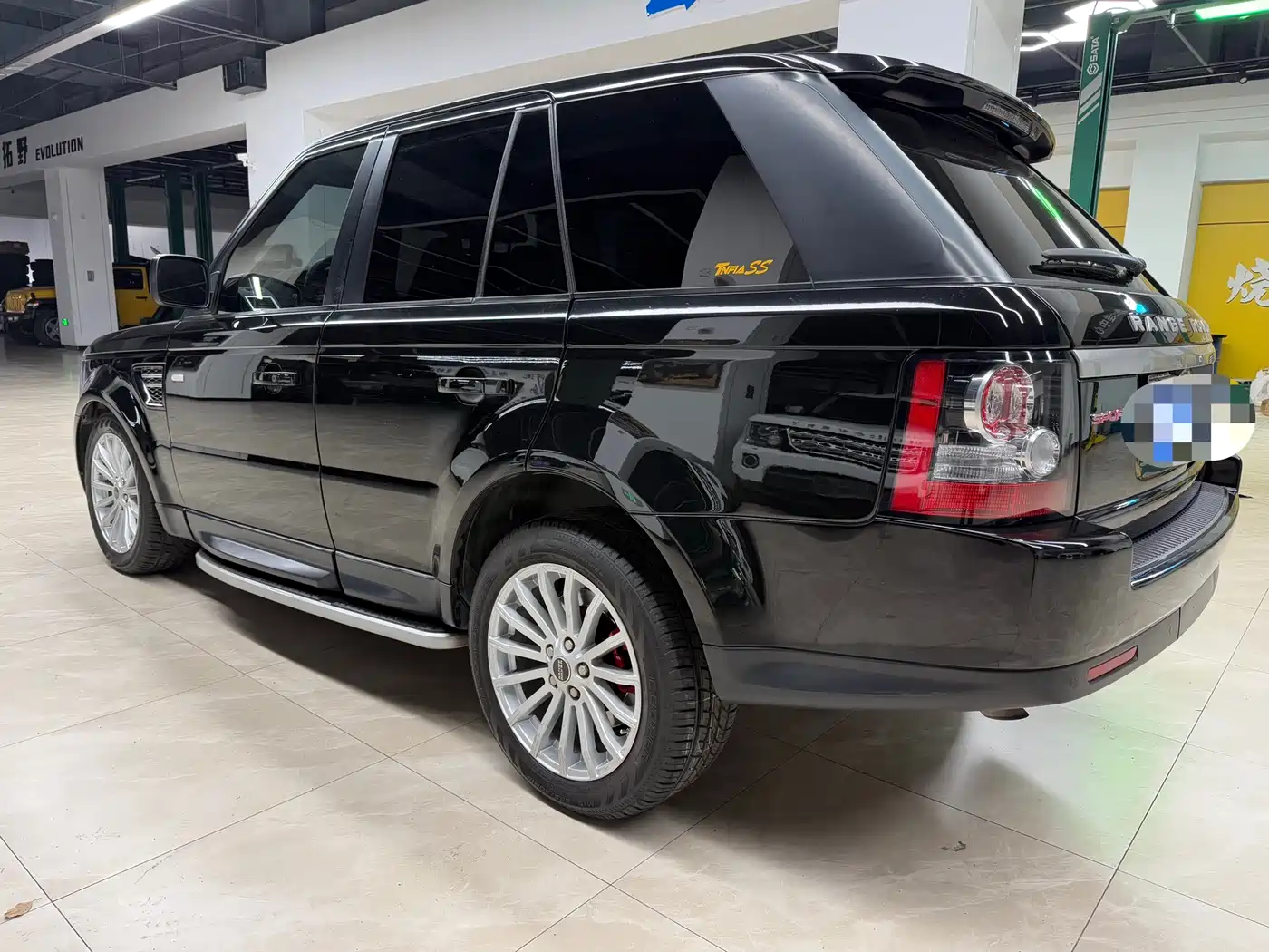 Land Rover Range Rover Sport 2012 3.0 TDV6 HSE Diesel Version фото 8