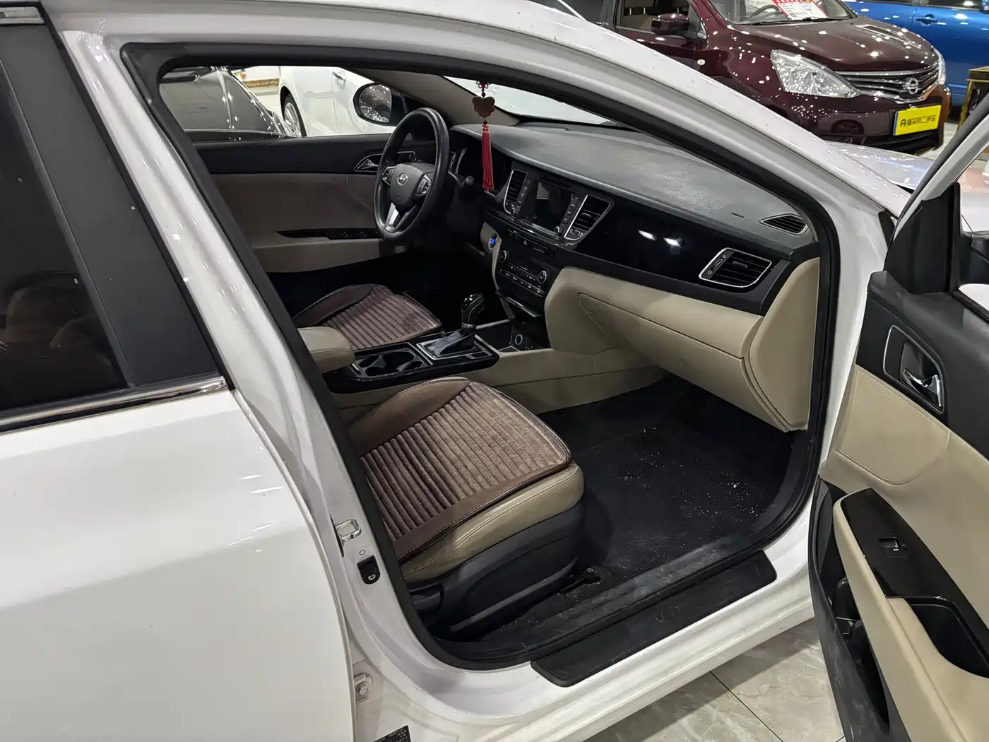 Hyundai Mistra 2014 1.8L Auto Smart GLS фото 7