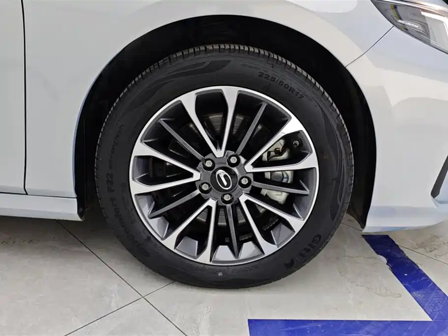 GAC Trumpchi Trumpchi Emkoo 2023 Shadow Leopard H High-Efficiency Hybrid фото 6