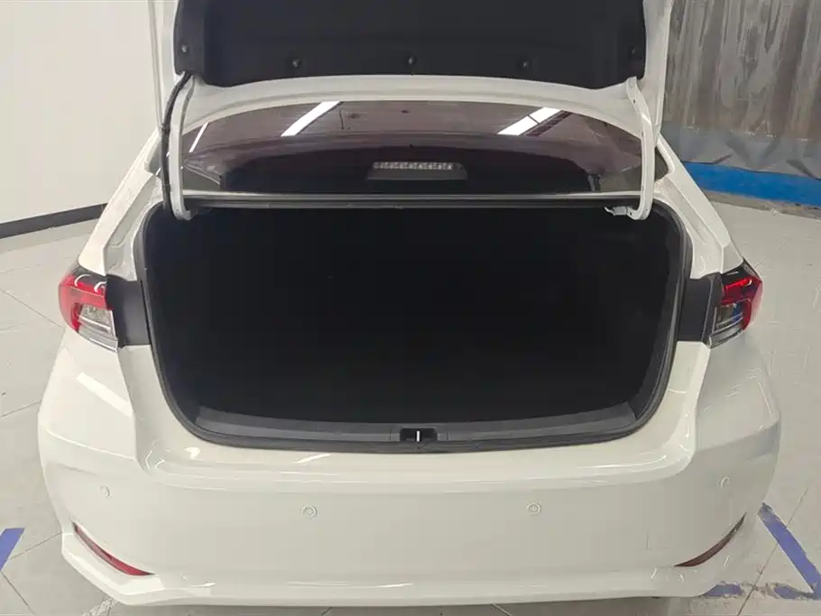 Toyota Corolla 2022 1.2T S-CVT Pioneer PLUS Edition фото 4