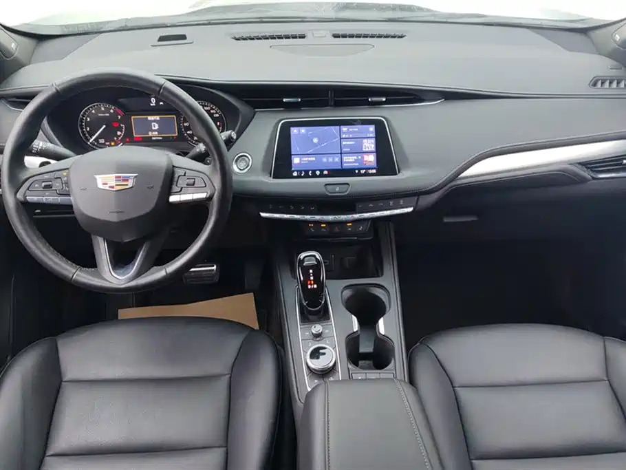 Cadillac XT4 2022 28T FWD Luxury фото 12