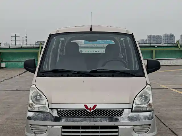 WULING WULING RONGGUANG