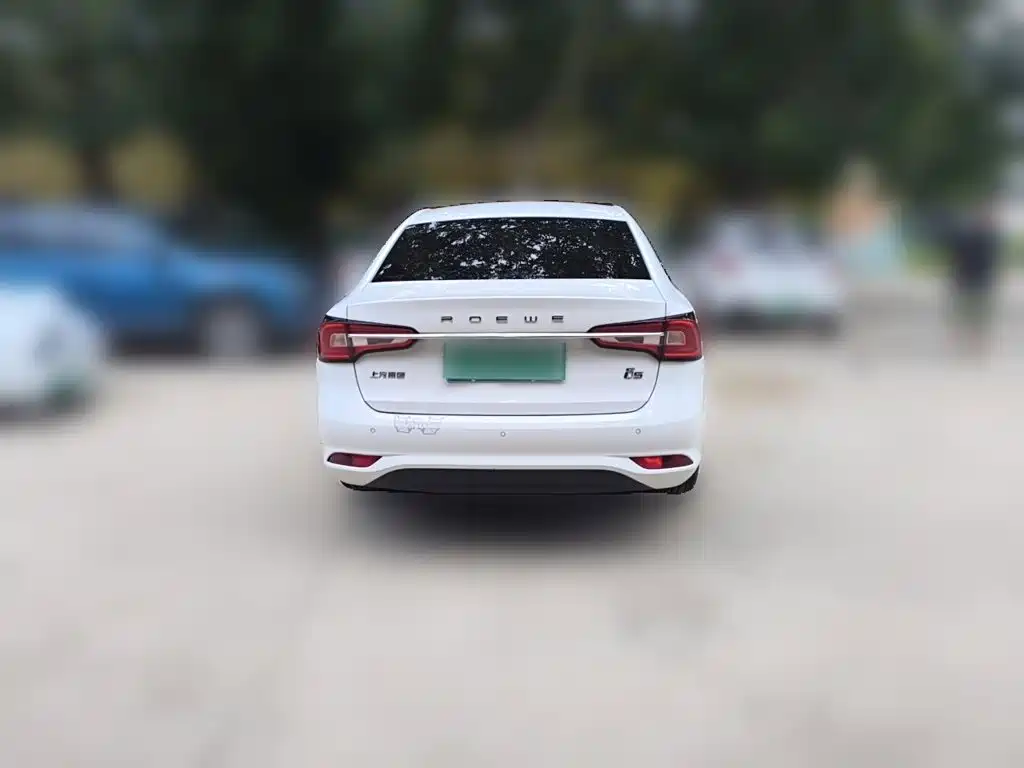 Roewe i5 2019 2019 1.5L Manual 4G-Connected Langyue Edition
