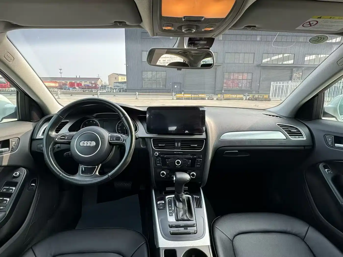 Audi A4L 2015 35 TFSI Auto Standard фото 9