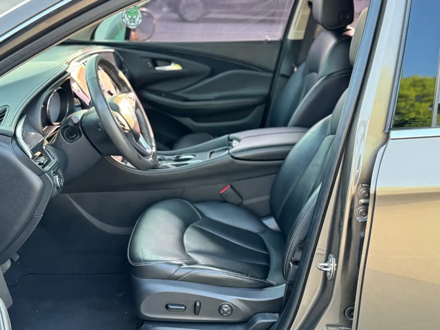 Buick Envision Plus 2017 28T AWD Elite фото 3