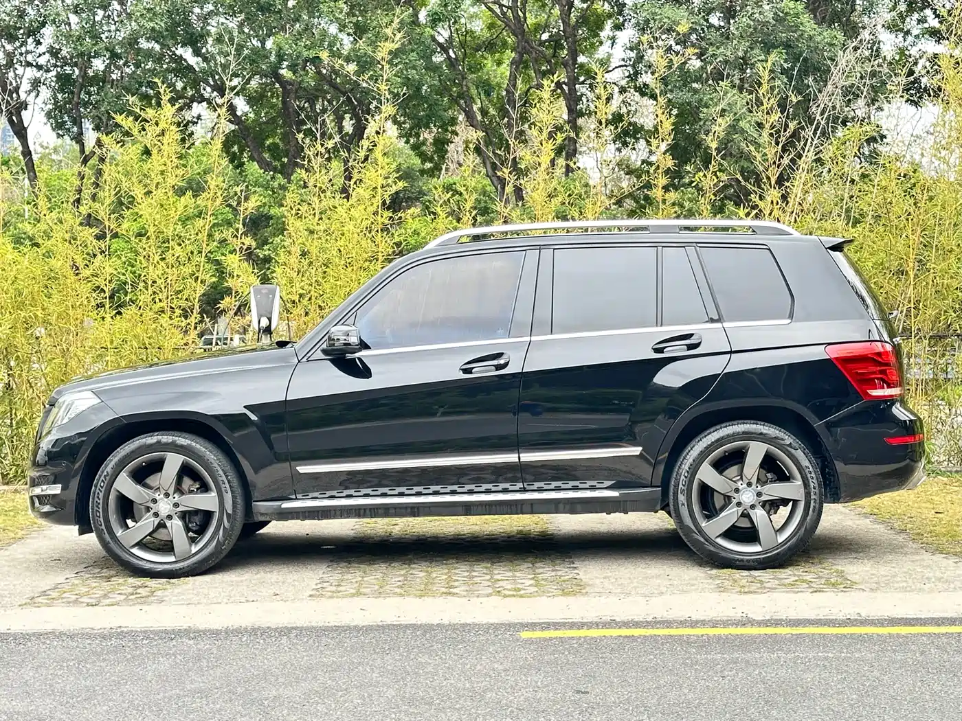 Mercedes-Benz GLK-Class 2013 GLK 300 4MATIC Dynamic Sunroof фото 16