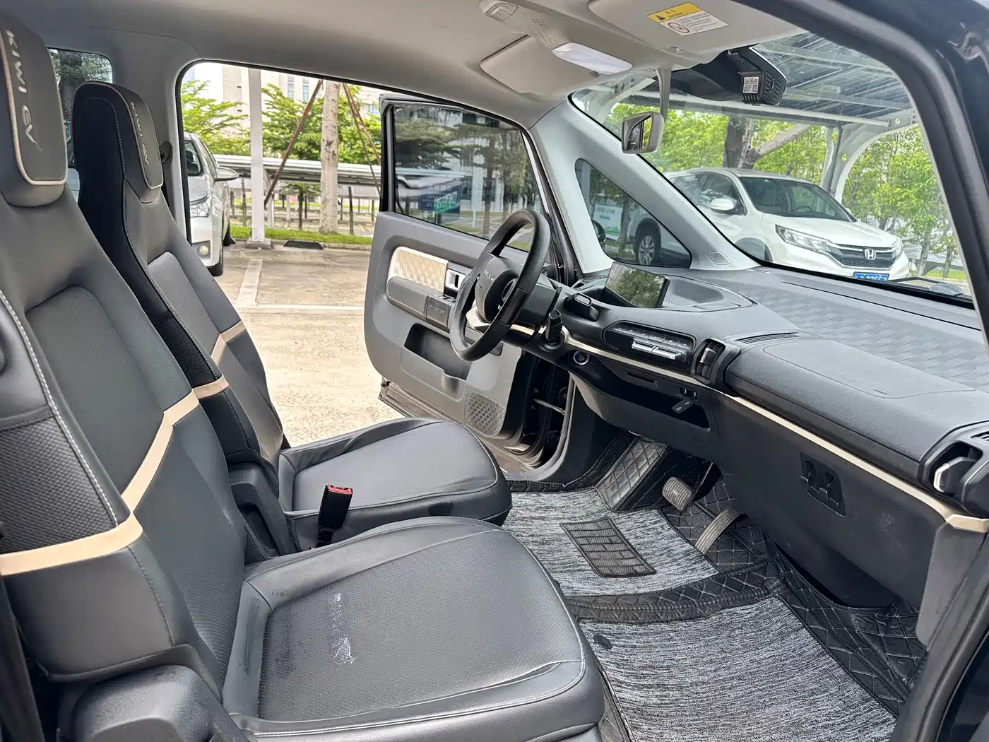 Baojun KiWi EV 2024 2022 Designer Lite NMC
