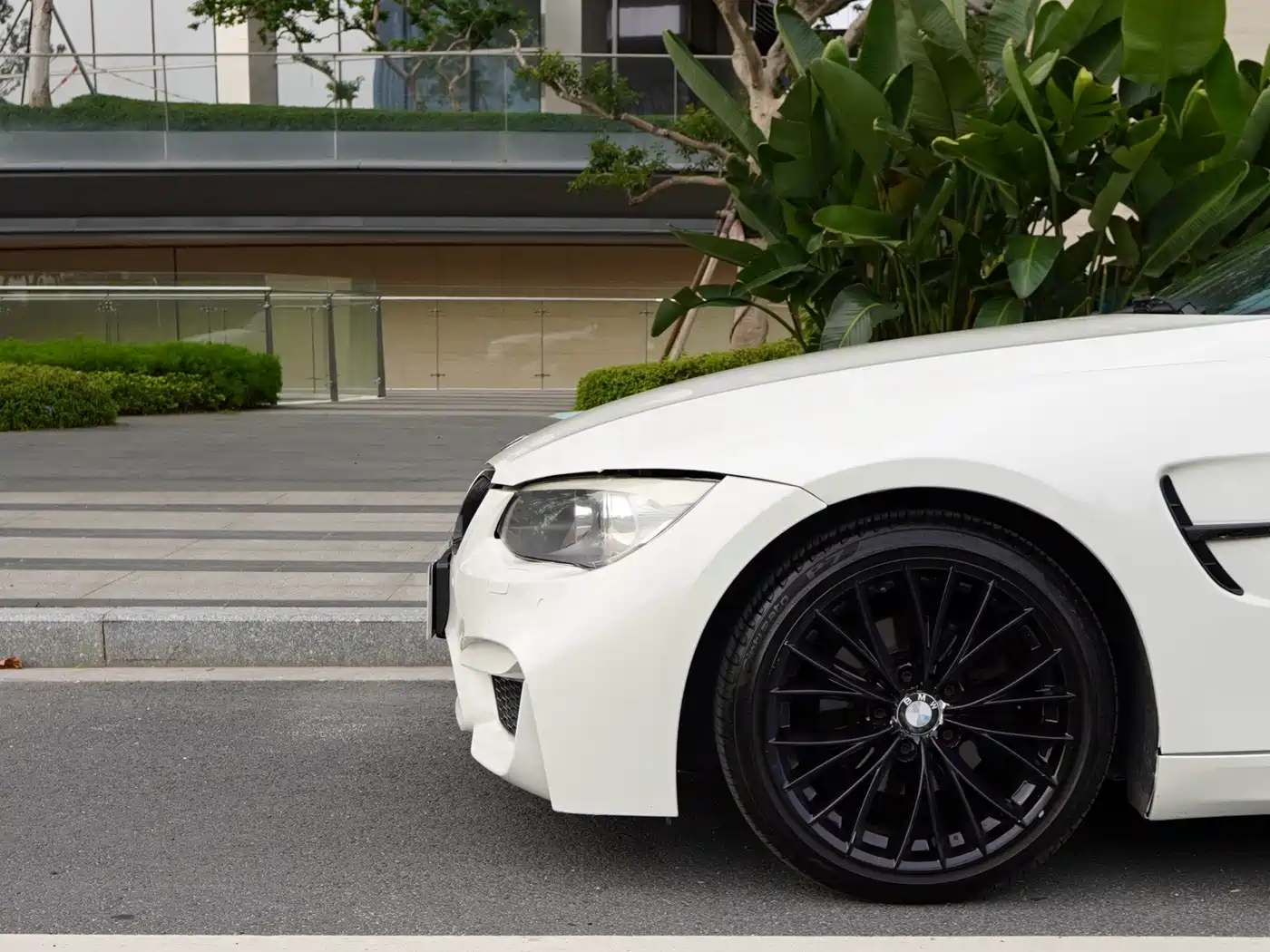 BMW 3 Series (Import) 2013 2011 320i Coupe