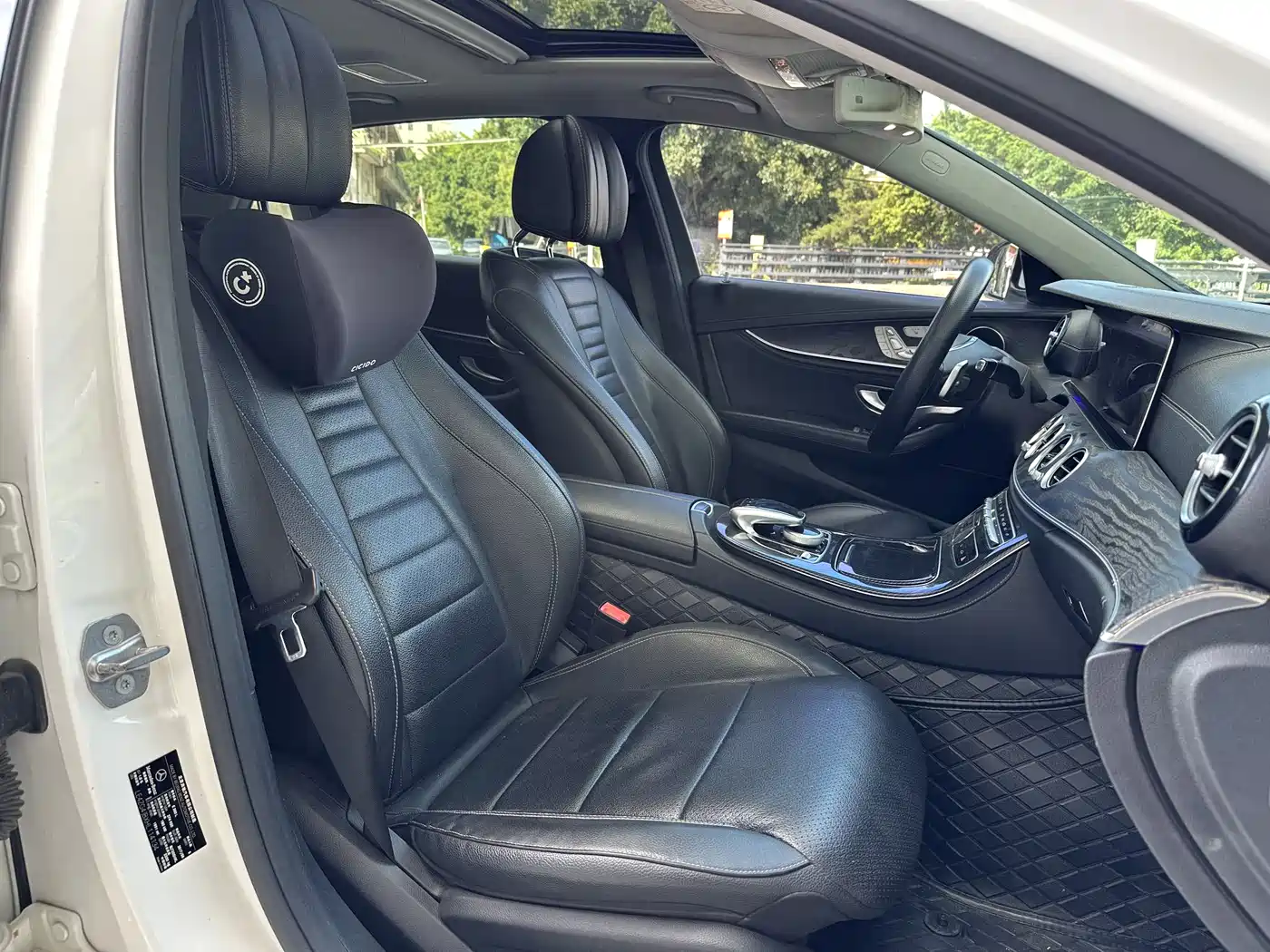 Mercedes-Benz E-Class 2017 E 300 L Sport Fashion фото 6