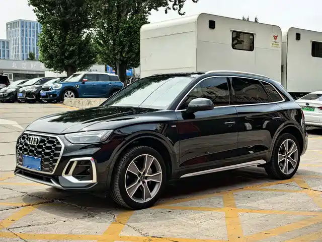 Audi Q5L 45T, Люкс Драйв
