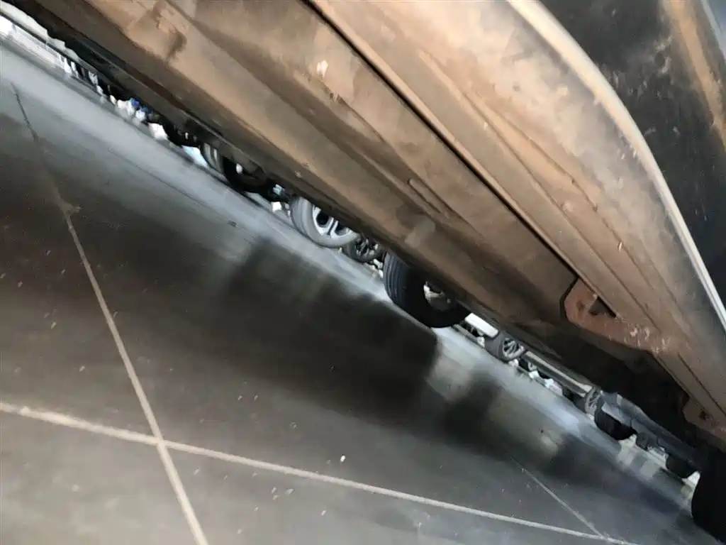 Toyota Wildlander 2020 Dual Engine 2.5L E-CVT FWD Luxury фото 8
