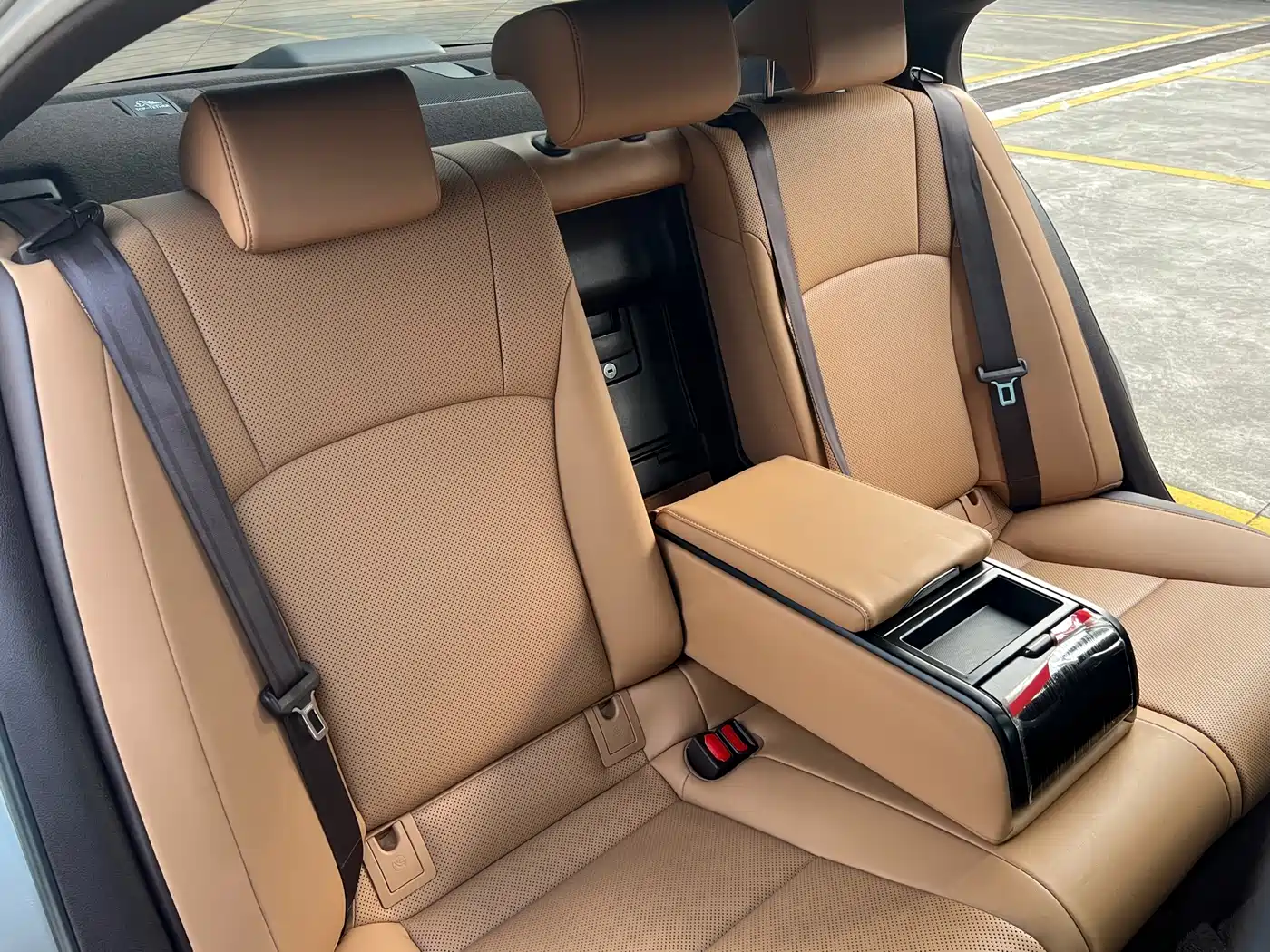 Lexus ES 2018 260 Excellence Edition China V фото 18