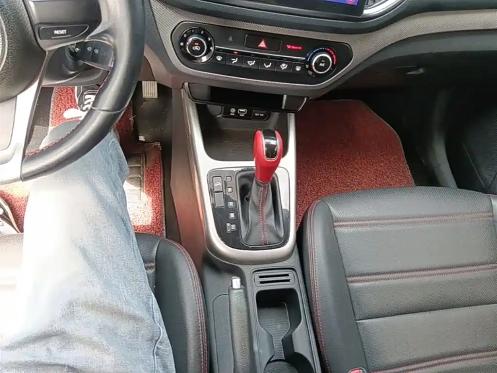 Kia KX3 Smart Run 2017 1.6T Automatic Proud Elegance Edition фото 14