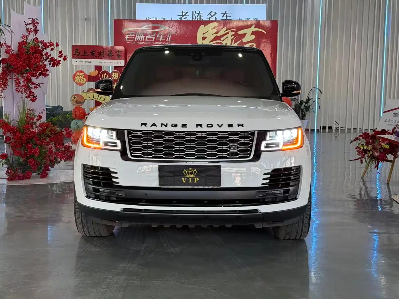 Land Rover Range Rover 2018 3.0 SC V6 Golden Age Edition фото 2